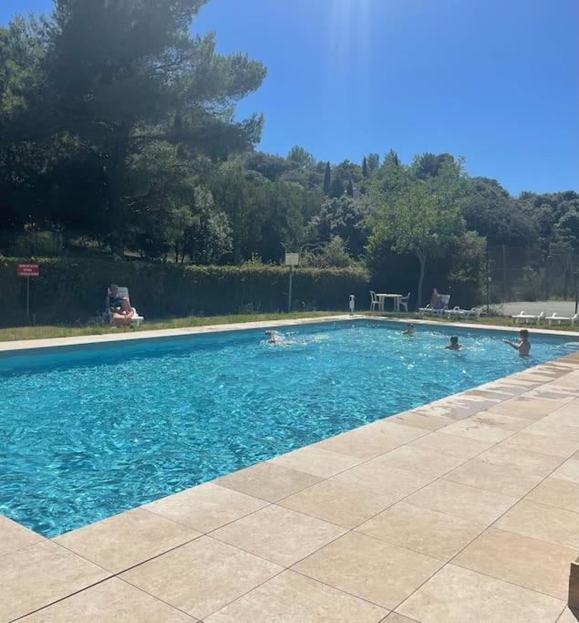 Ferienwohnung "Lou Mes" Les Baux Balcon Exterior foto